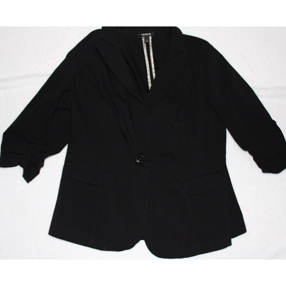 Womens Torrid Black Blazer Size 1